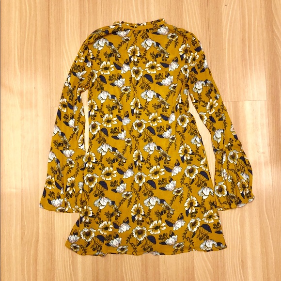 Absolutely Adorable Tunic-Style Dress - Picture 3 of 5